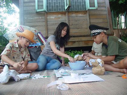 Kids at Rajata making dogs